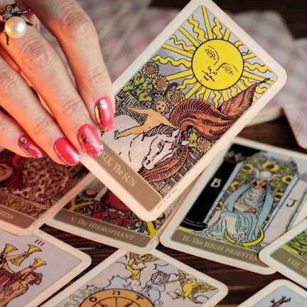 live-tarot-card-reading-course-121542-432x432